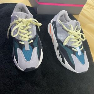 Yeezy 5.5 gradeschool only worn once